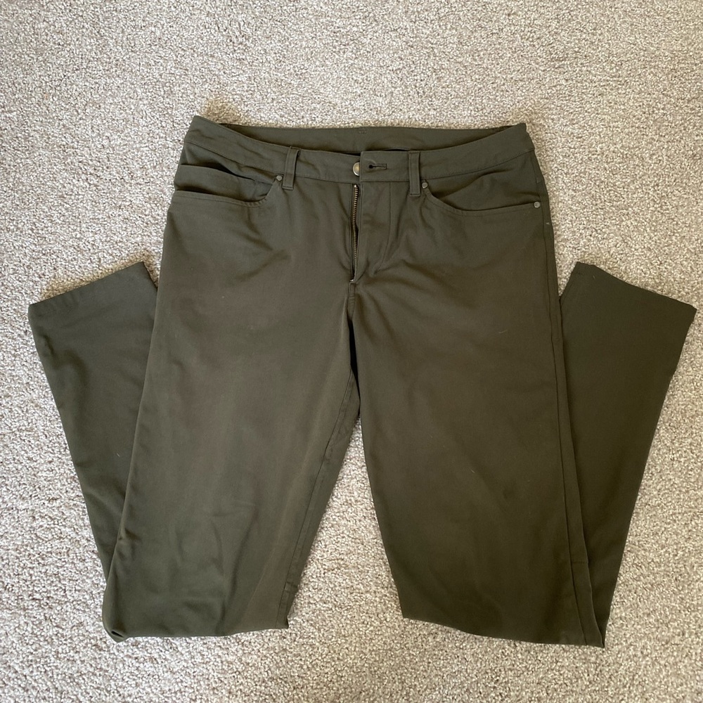Mens lululemon “ABC” slim-fit pants (31x32)